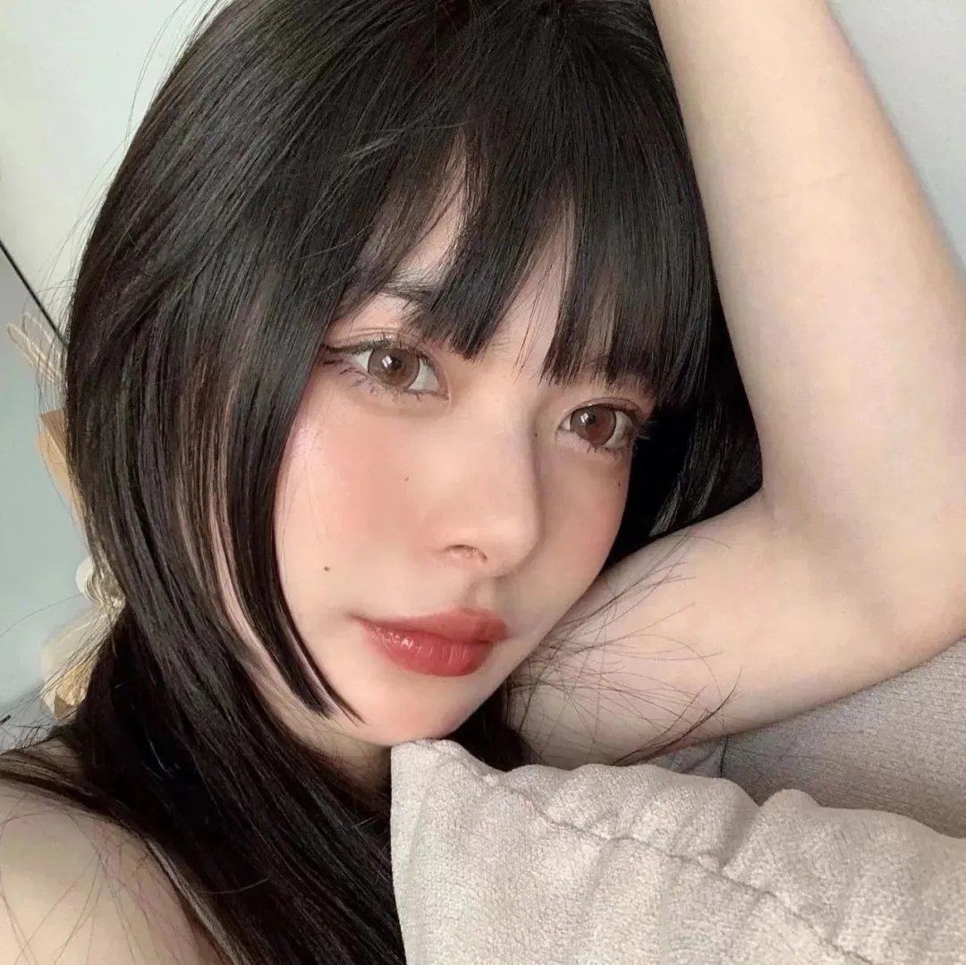 这女孩海报